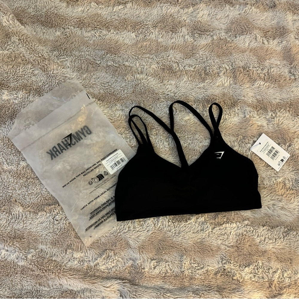GYMSHARK Strap feature sports bra